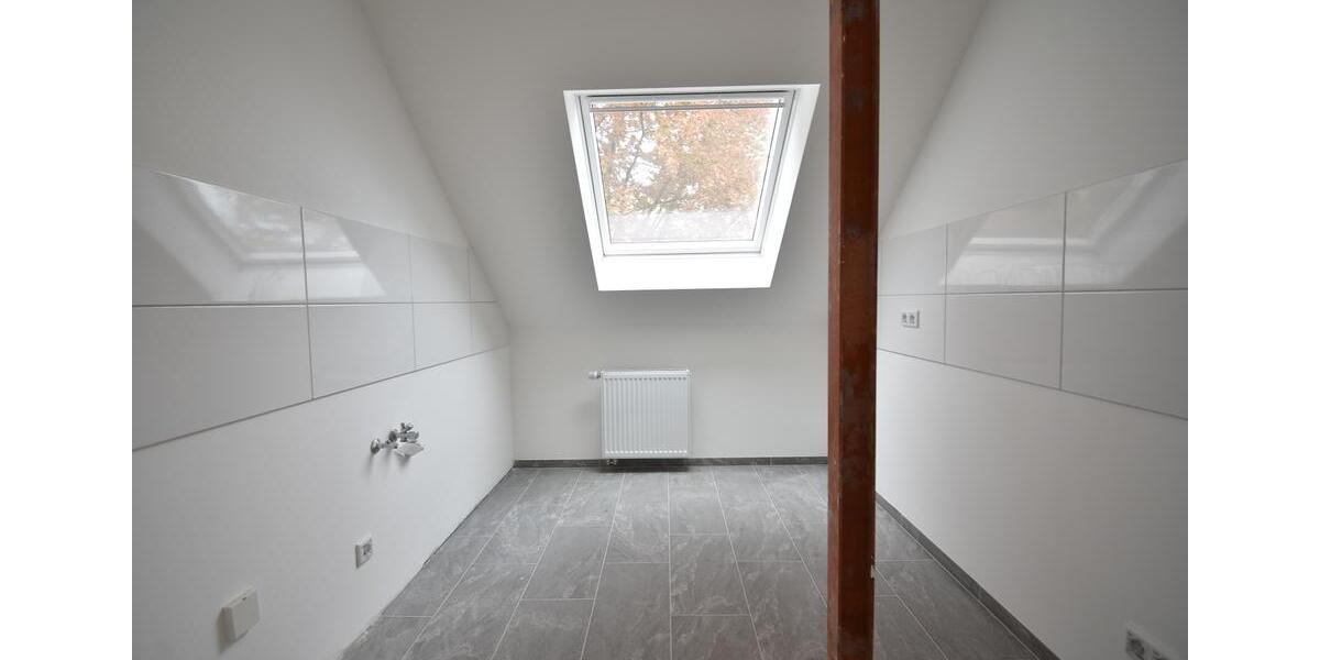 Dachgeschoßwohnung Duisburg Walsum - 2 Zimmer, 54 m&sup2;, 650&euro; | Angebot:26334939