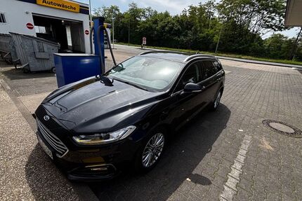 Ford Mondeo 83.083 km 21.990 &euro; Duisburg 47198