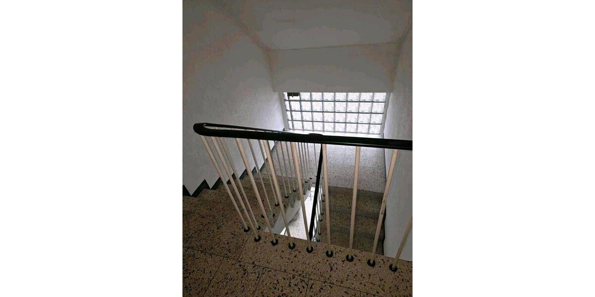 Dachgeschoßwohnung Dinslaken Hiesfeld - 2.5 Zimmer, 73 m&sup2;, 670&euro; | Angebot:25987330