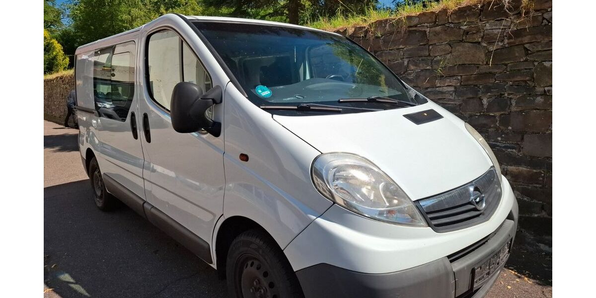 Opel Vivaro 279.000 km 6.990 &euro; Mülheim an der Ruhr 45481