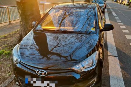 Hyundai i20 154.535 km 3.999 &euro; Duisburg 47119