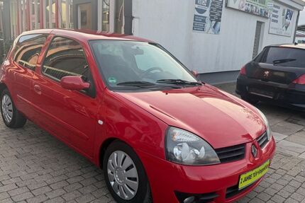 Renault Clio 16.000 km 1.990 &euro; Essen 45143