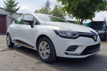 Renault Clio 51.000 km 9.000 &euro; Wesel 46483