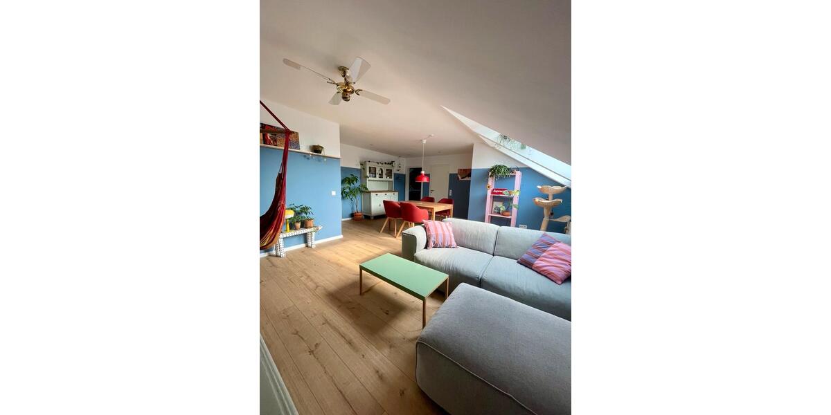 Dachgeschoßwohnung Krefeld Gellep-Stratum - 2.5 Zimmer, 60 m&sup2;, 178.000&euro; | Angebot:27197687