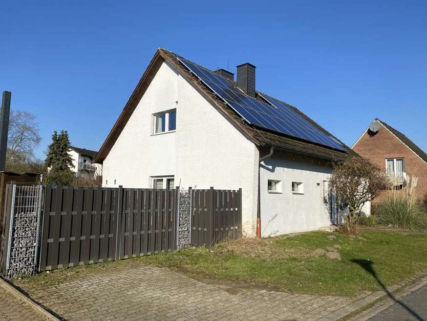 Haus zum Kaufen in Moers Holderberg 580.000 € 151 m²