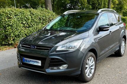 Ford Kuga 58.000 km 12.900 € Geldern 47608