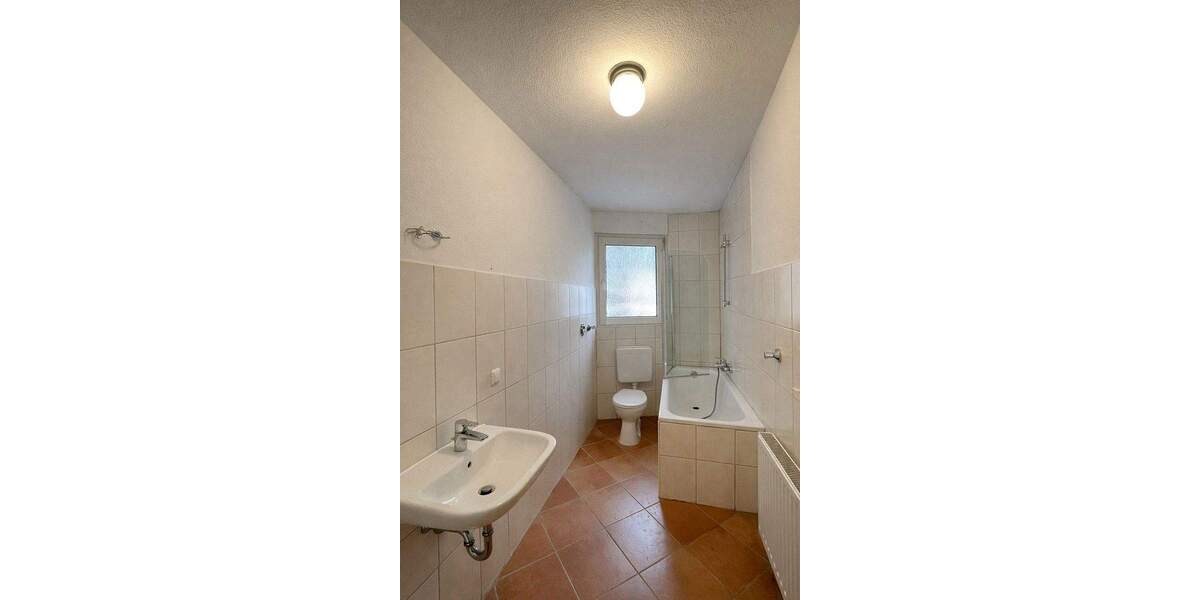 Etagenwohnung Essen Holsterhausen - 3 Zimmer, 69 m&sup2;, 700&euro; | Angebot:25390238