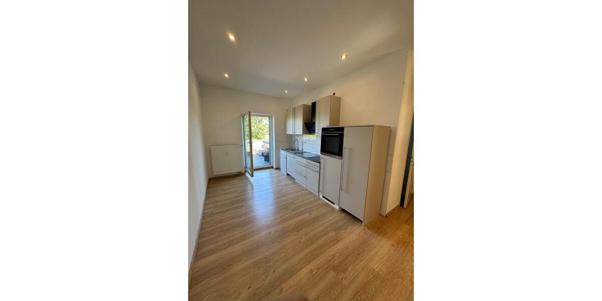 Mehrfamilienhaus, Wohnhaus Duisburg Essenberg - 8 Zimmer, 162 m&sup2;, 295.000&euro; | Angebot:27428630