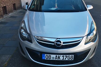 Opel Corsa 233.000 km 2.750 &euro; Oberhausen 46045