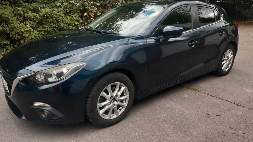 Mazda 3 126.000 km 8.200 &euro; Oberhausen NRW 46149