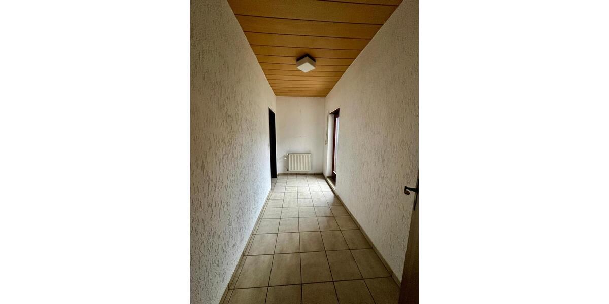 Einfamilienhaus Bochum Bochum-Südwest - 2 Zimmer, 100 m&sup2;, 1.090&euro; | Angebot:25084822