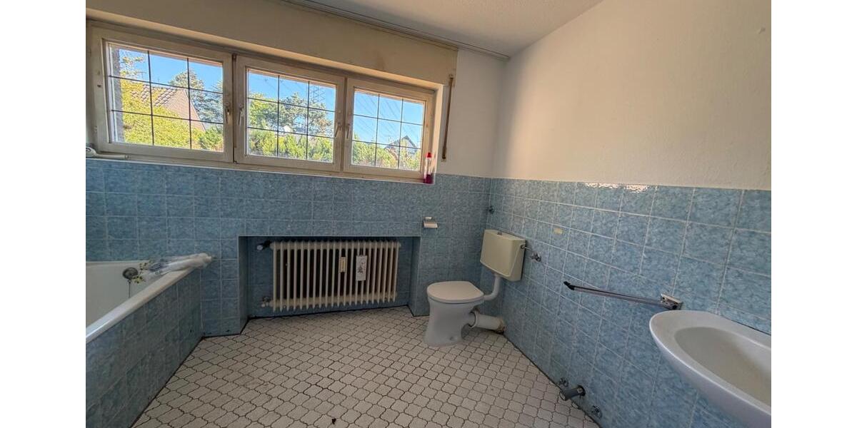 Erdgeschoßwohnung Tönisvorst - 2.5 Zimmer, 105 m&sup2;, 1.680&euro; | Angebot:26395431