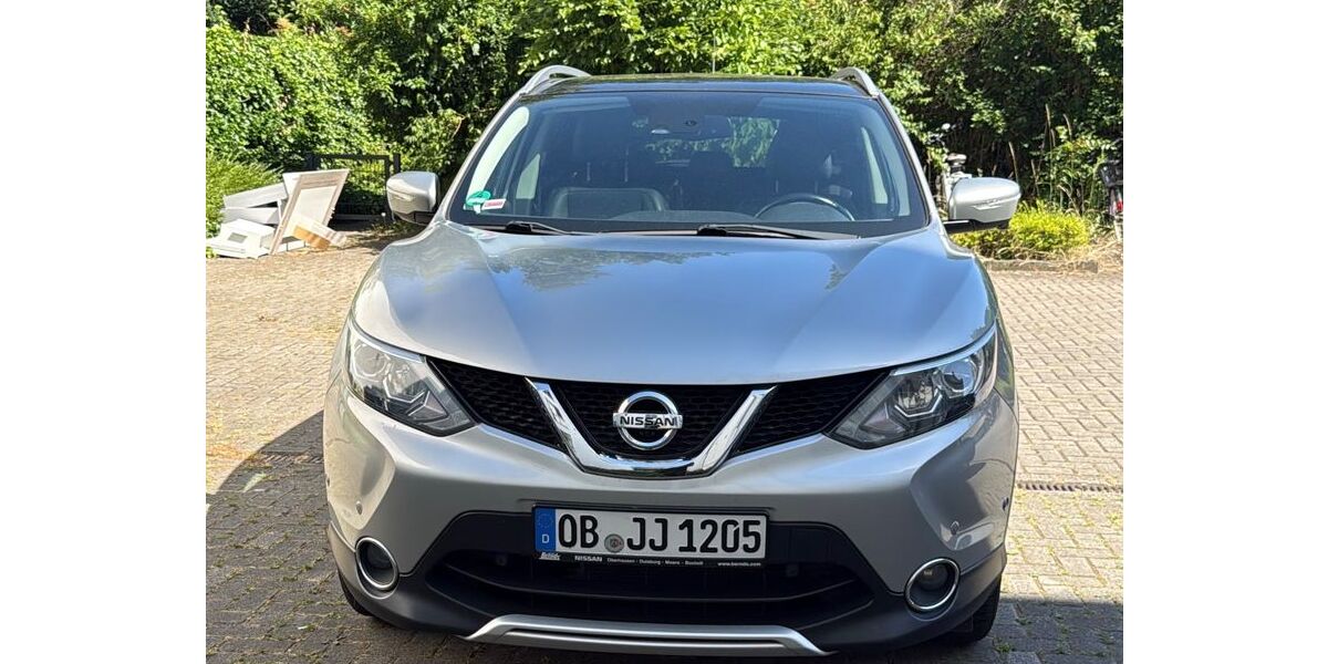 Nissan Qashqai 124.000 km 7.800 &euro; Duisburg 47057