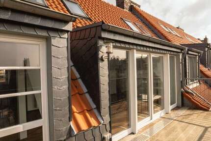 Wohnung Düsseldorf Derendorf - 3 Zimmer, 111 m&sup2;, 1.990&euro; | Angebot:24855979