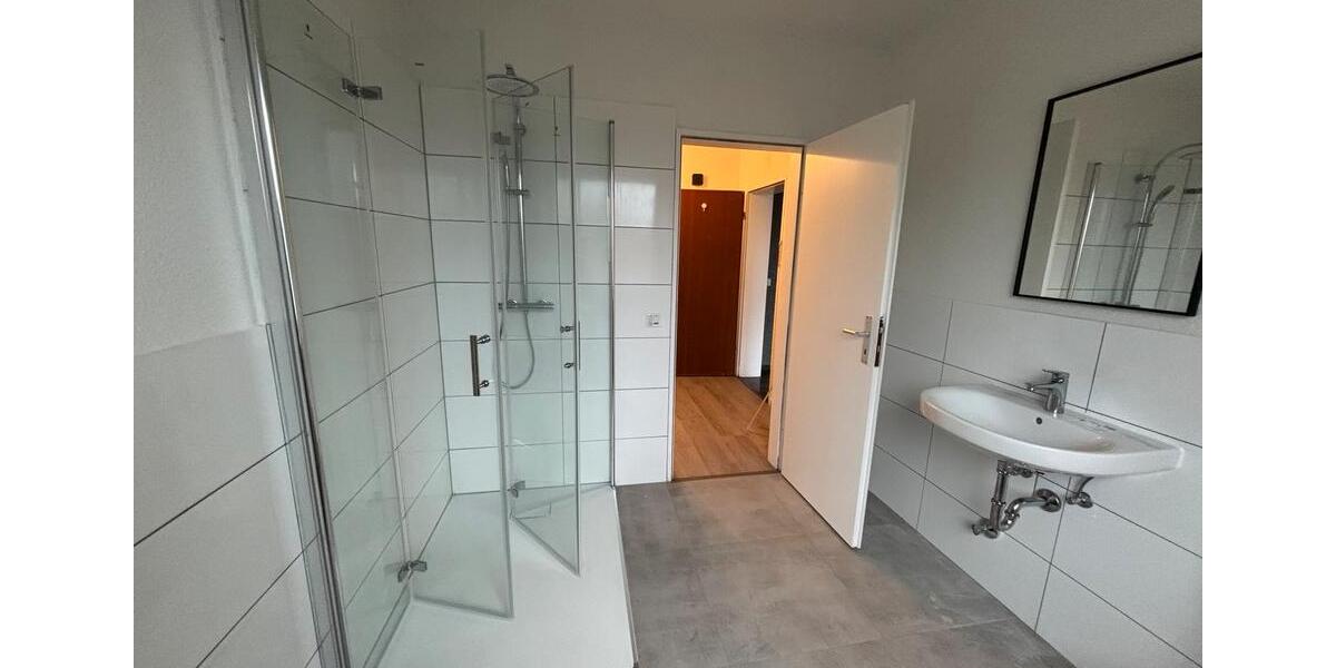 Frisch sanierte 2 Zimmer Wohnung mit Balkon in Wesel Feldstr. 48 2 zimmer