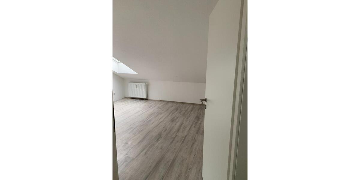 Etagenwohnung Duisburg Hamborn - 2 Zimmer, 64 m&sup2;, 388&euro; | Angebot:24754648