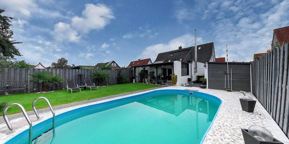 Design trifft Wohlgefühl - exklusiv modernisiertes Refugium mit Pool und Gartenidylle 3 zimmer