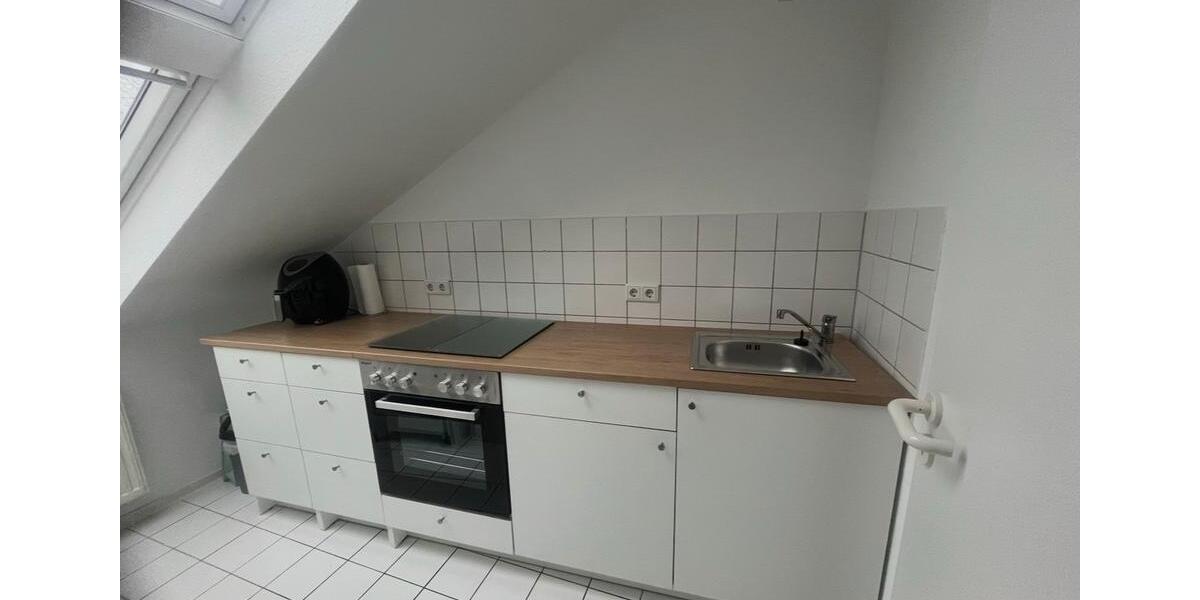 Dachgeschoßwohnung Erkrath - 2 Zimmer, 47 m&sup2;, 720&euro; | Angebot:25223690