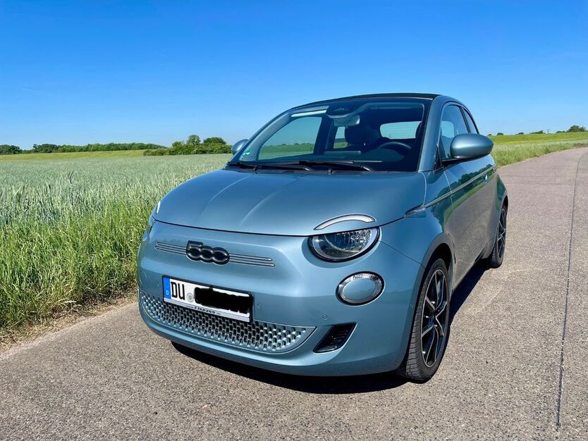 Fiat 500e 32.000 km 20.490 € Duisburg 47199