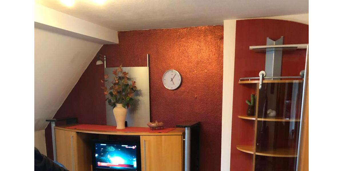 Dachgeschoßwohnung Dinslaken Lohberg - 2.5 Zimmer, 33 m&sup2;, 950&euro; | Angebot:24842447