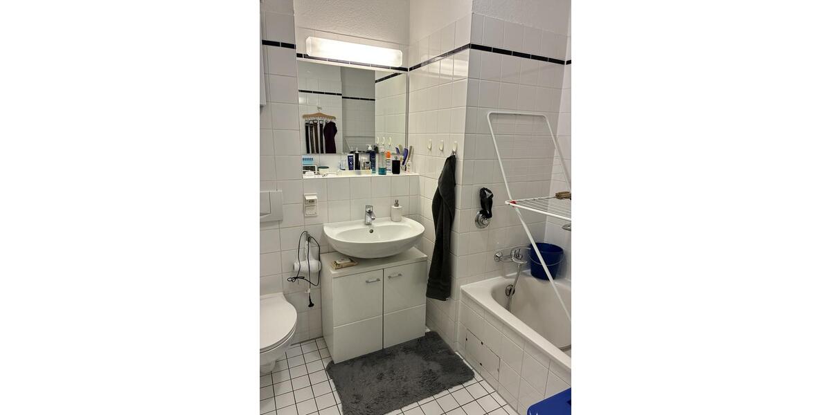 Etagenwohnung Meerbusch - 3.5 Zimmer, 86 m&sup2;, 955&euro; | Angebot:26227972