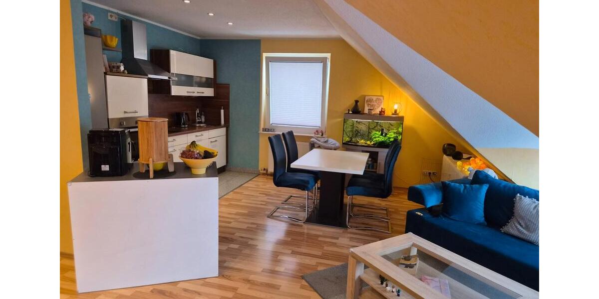 Dachgeschoßwohnung Bochum Eppendorf - 3 Zimmer, 75 m&sup2;, 790&euro; | Angebot:26233335