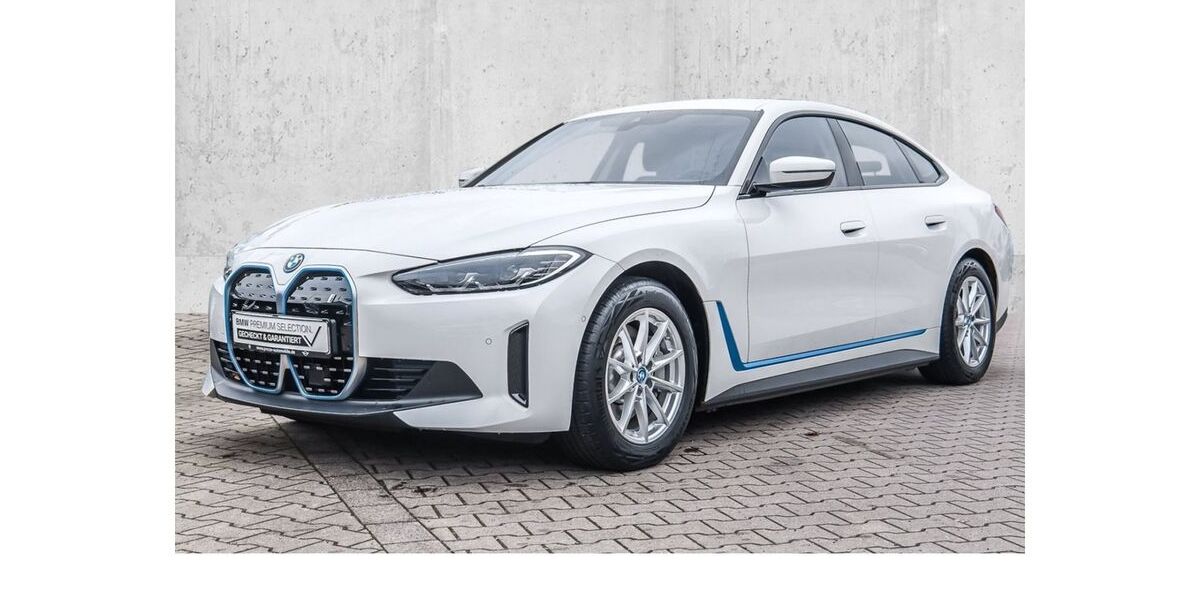 BMW i4 43.000 km 34.870 &euro; Velbert 42553