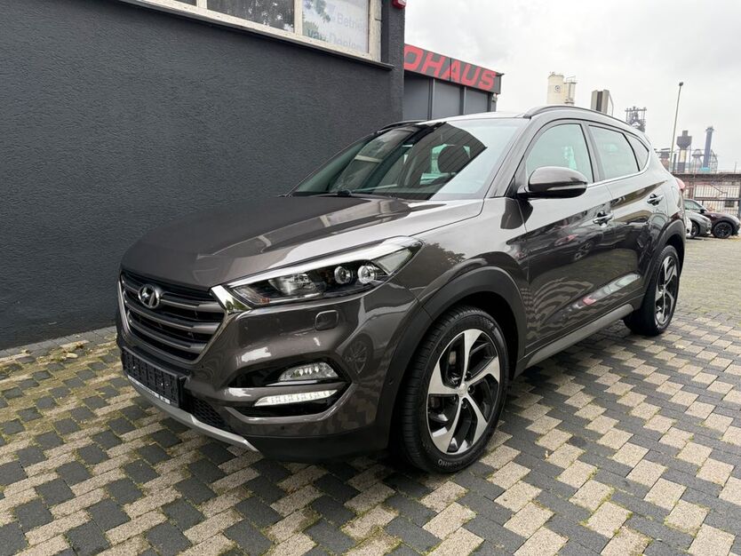 Hyundai TUCSON 106.000 km 18.950 € Duisburg 47259