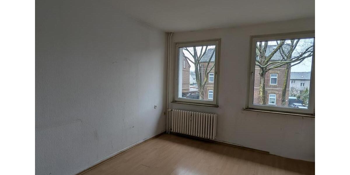 Etagenwohnung Duisburg Hamborn - 5 Zimmer, 95 m&sup2;, 699&euro; | Angebot:25743427