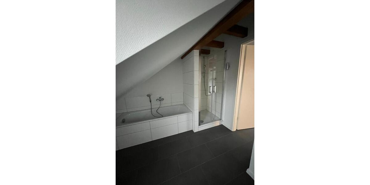 Dachgeschoßwohnung Kempen - 1 Zimmer, 35 m&sup2;, 540&euro; | Angebot:26266801