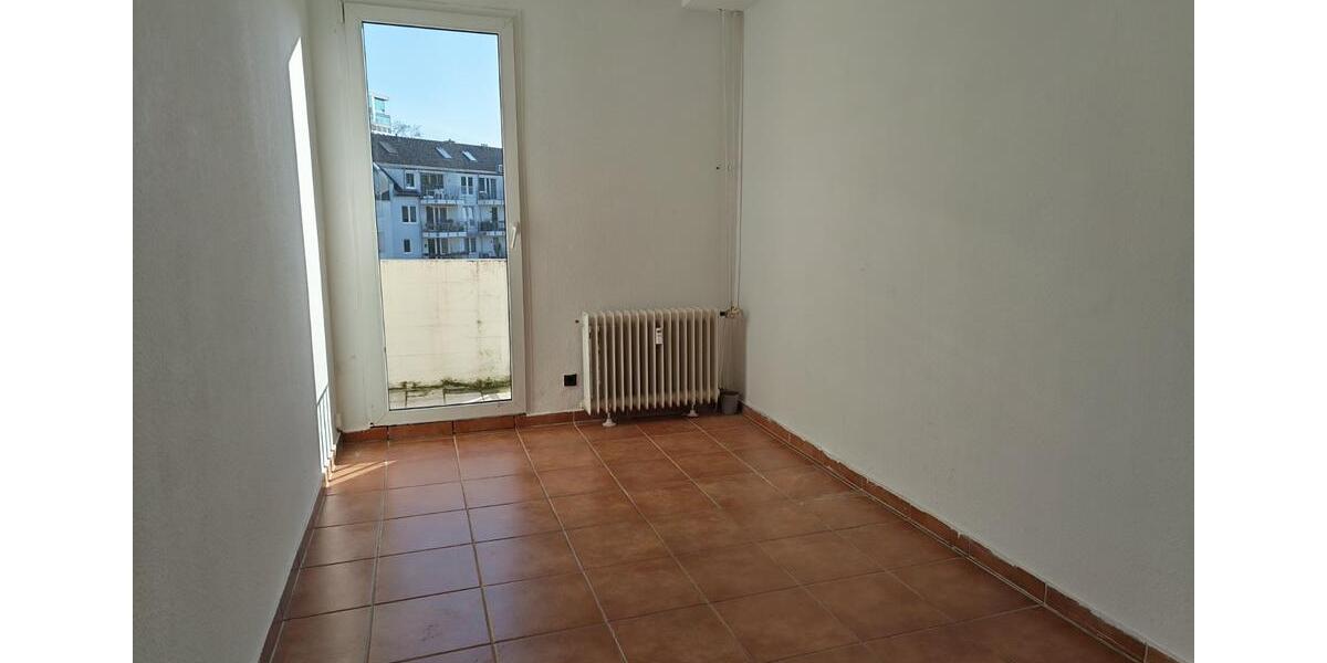 Etagenwohnung Düsseldorf Pempelfort - 3 Zimmer, 70 m&sup2;, 1.030&euro; | Angebot:25067339