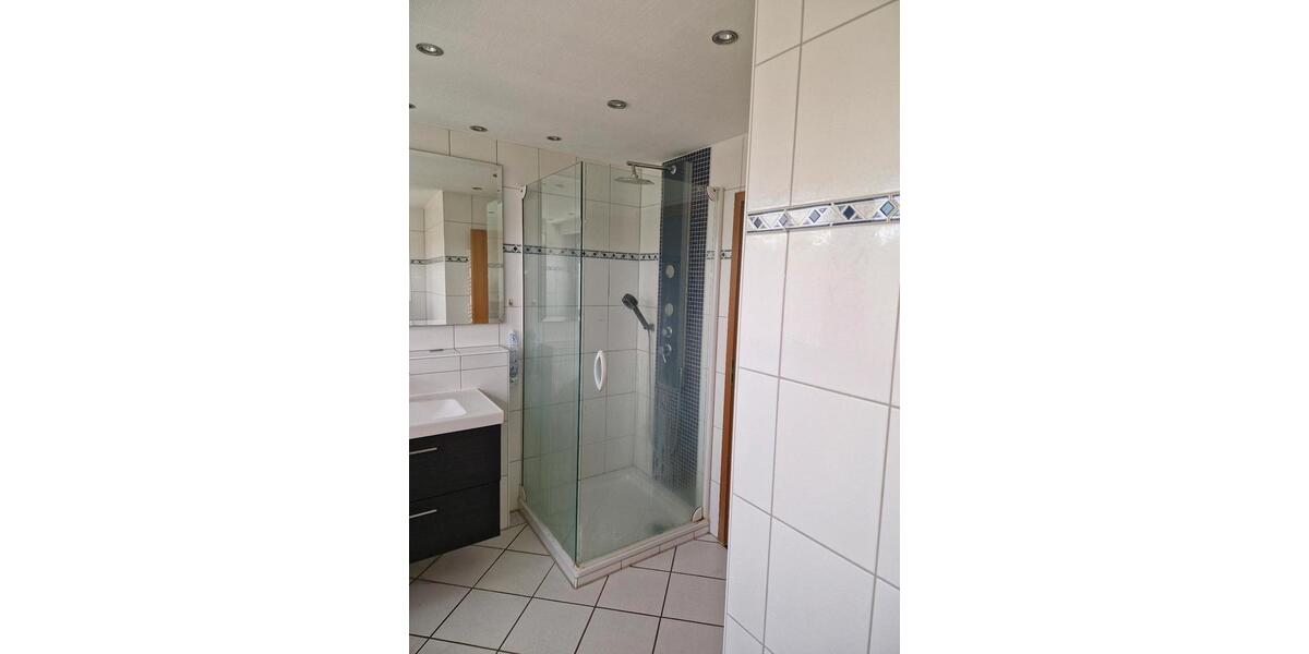Doppelhaushälfte Krefeld Hülser Berg - 5 Zimmer, 125 m&sup2;, 435.000&euro; | Angebot:27119874