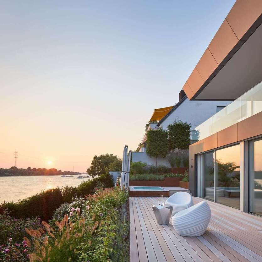 Haus zum Kaufen in Düsseldorf 7.750.000 € 406 m²