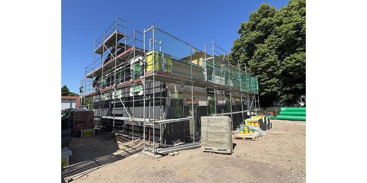 Neubau von 12 DHH in Neudorf-Süd, KfW 40+ z.T. mit QNG 4 zimmer