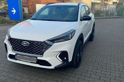 Hyundai TUCSON 57.000 km 20.990 € Mülheim 45479