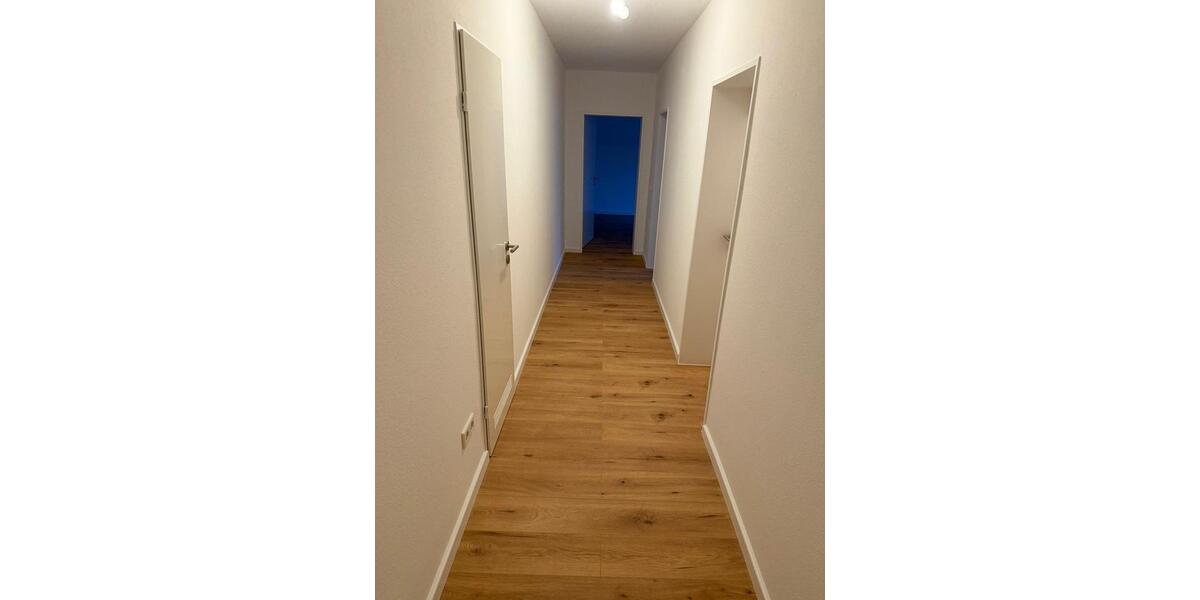 Etagenwohnung Düsseldorf Stadtbezirk 2 - 4 Zimmer, 83 m&sup2;, 1.300&euro; | Angebot:25592055