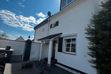 Haus Duisburg Großenbaum - 5 Zimmer, 100 m&sup2;, 480.000&euro; | Angebot:25533059