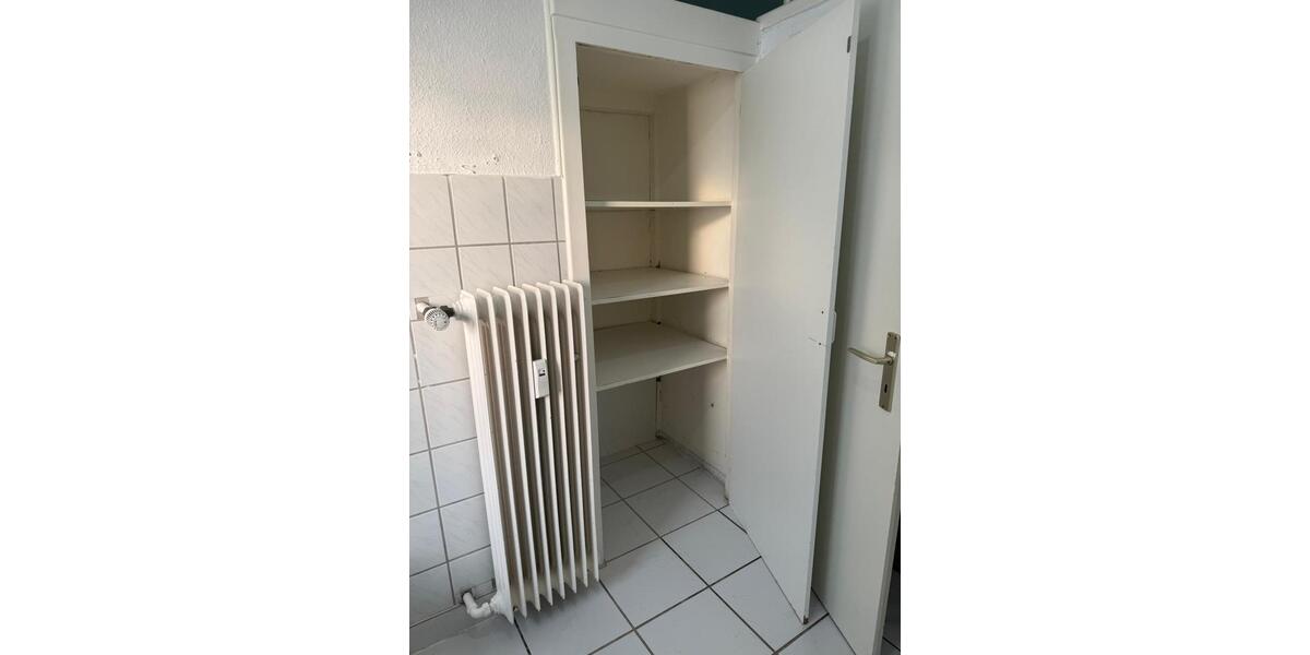 Etagenwohnung Krefeld - 4 Zimmer, 99 m&sup2;, 1.000&euro; | Angebot:26310424