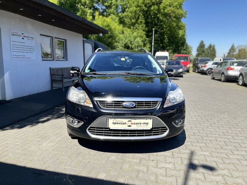 Focus Titanium / LPG / Sitzheizung / Xenon / AHK