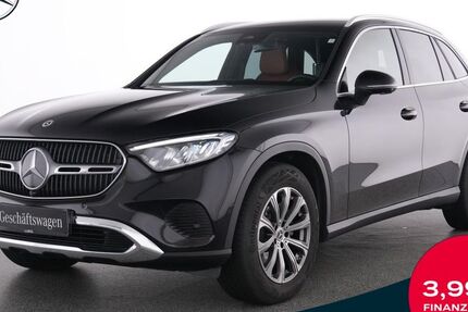 Mercedes-Benz GLC 200 5.218 km 52.885 € Essen 45309