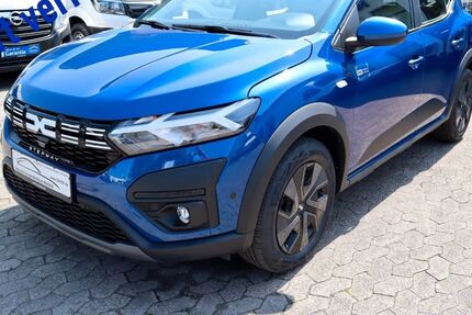 Dacia Sandero 2.000 km 18.450 € Krefeld 47799