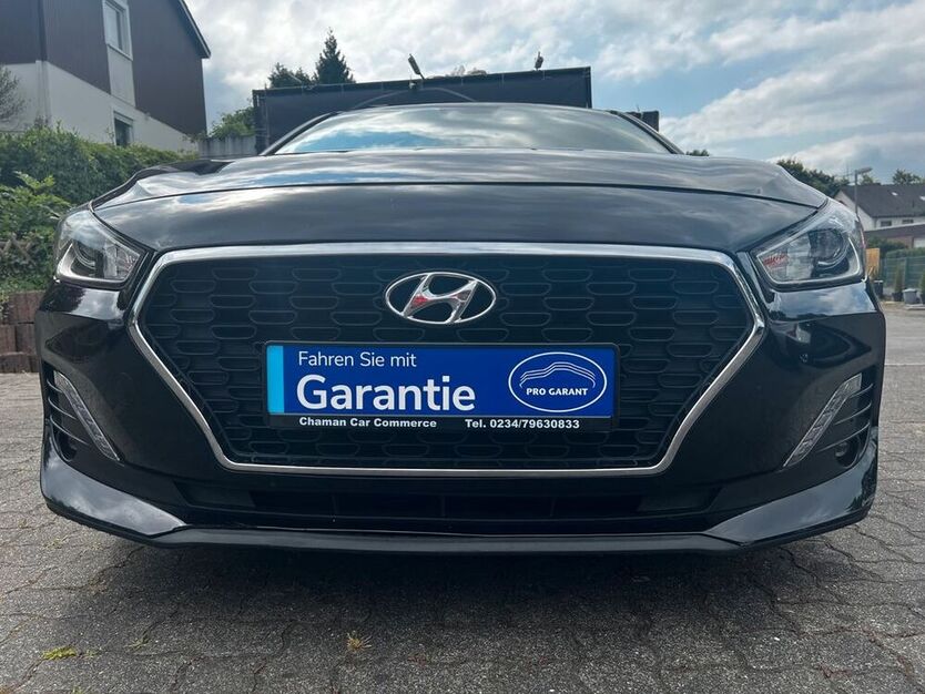 i30