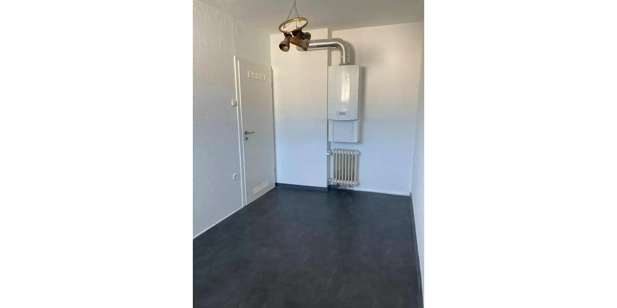 Dachgeschoßwohnung Duisburg Essenberg - 3 Zimmer, 83 m&sup2;, 900&euro; | Angebot:26426285