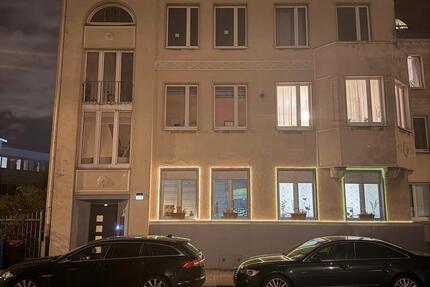 Haus Krefeld Gellep-Stratum - 9 Zimmer, 307 m&sup2;, 480.000&euro; | Angebot:25375756