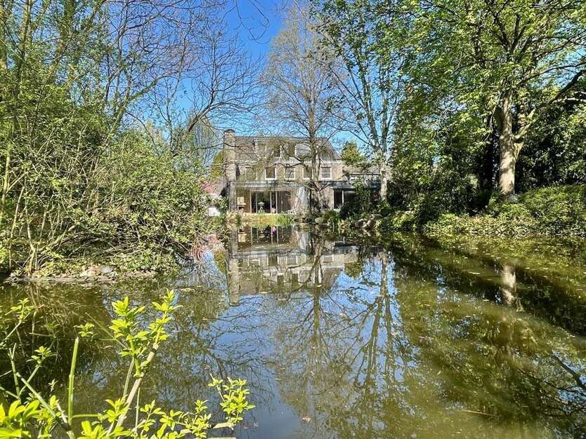 Haus zum Kaufen in Kempen 1.050.000 € 322.59 m²