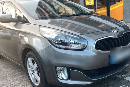 Kia Carens 130.000 km 10.200 € Neuss 41462