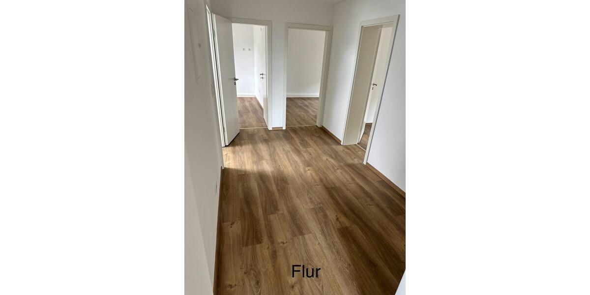 Dachgeschoßwohnung Gelsenkirchen Gelsenkirchen-Nord - 3 Zimmer, 61 m&sup2;, 700&euro; | Angebot:25635942