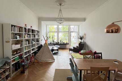 Wohnung zum Kaufen in Düsseldorf 545.000 € 113.55 m² 3 zimmer