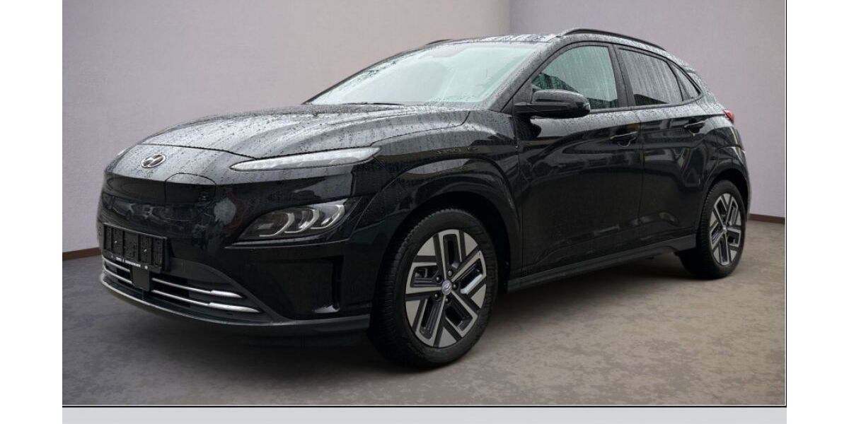 Hyundai KONA 21.176 km 23.490 &euro; Velbert 42555