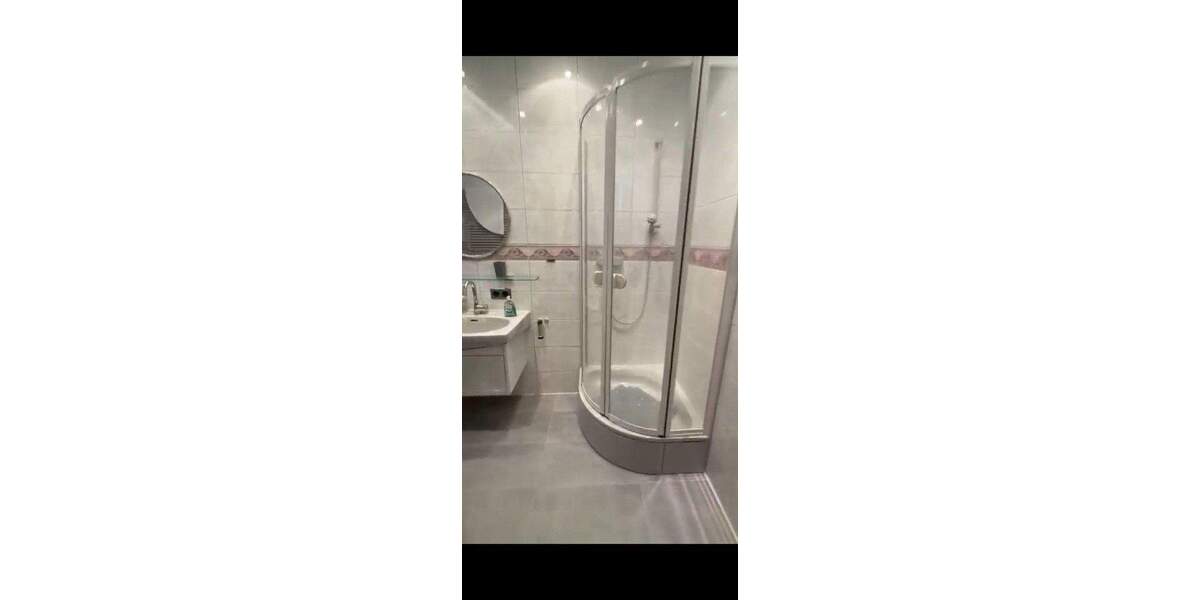 Etagenwohnung Neuss Innenstadt - 2 Zimmer, 56 m&sup2;, 650&euro; | Angebot:25391499